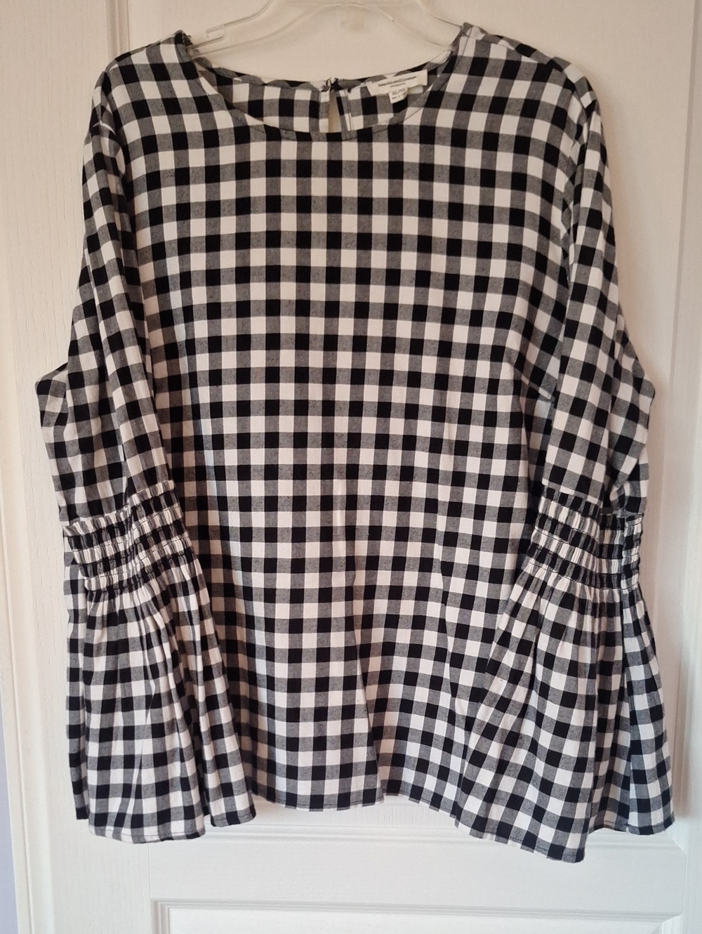 Black and White Gingham Bell-Sleeve Women's Top